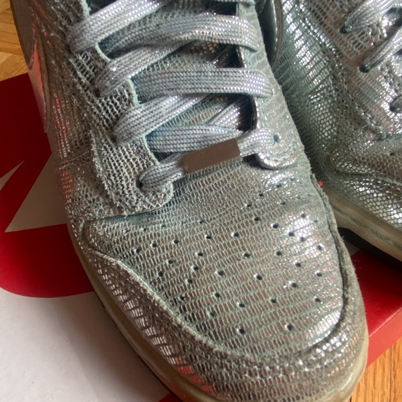 Nike Dunk HighTop - Picture 7 of 8